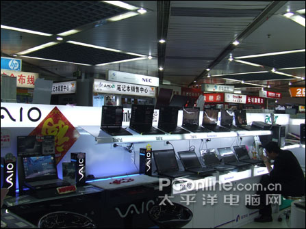 乐鱼官网app华强北笔记本卖场简介(图2)