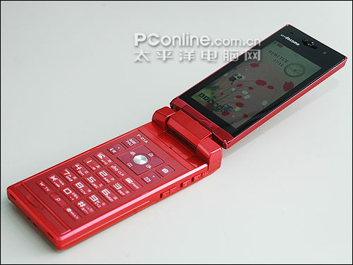 扔到水里也不怕!日系富士通F-01A下水测试_手