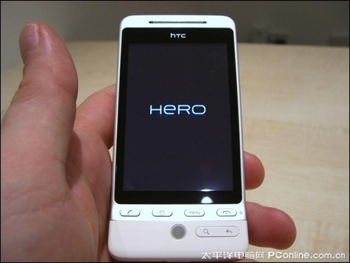 htc hero,被网友昵称为英雄机,继第一代的dream梦幻机和第二代的magic