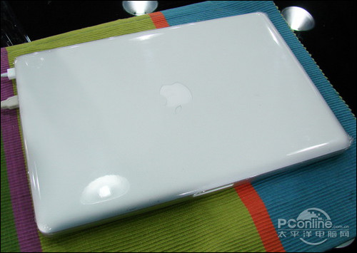 O MacBook Pro 13(MB990CH/A)