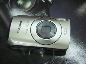 IXUS 300 HS