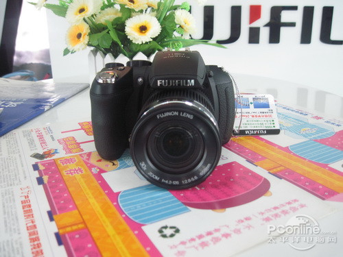 富士 finepix hs11