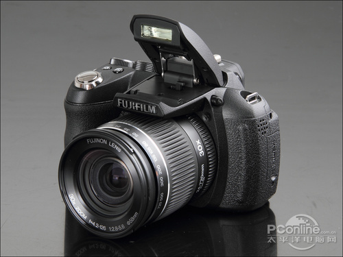富士 FinePix HS11(HS10)