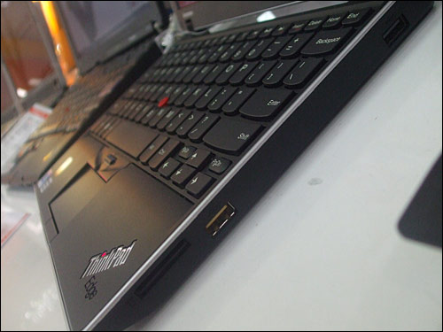 ThinkPad E10 0328A26ͼ