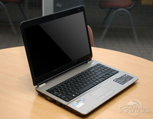 i7四核gt240m独显本神舟a550秒杀4999