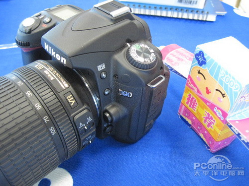 尼康D90套机(18-105mm)