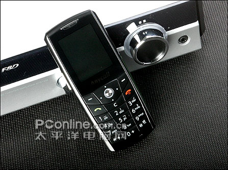 三星E208超薄手机图片