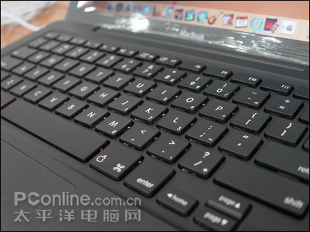 苹果MacBook MA472(黑)