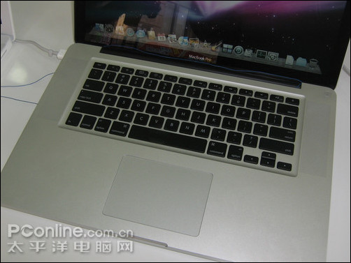 苹果MacBook Pro 15(MC026)