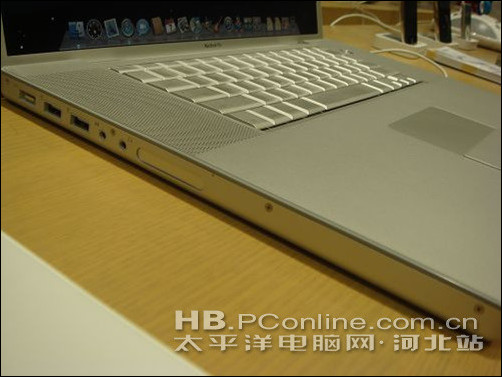 苹果MacBook Pro 17(MB166)