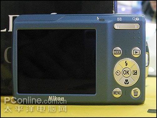 尼康 S210