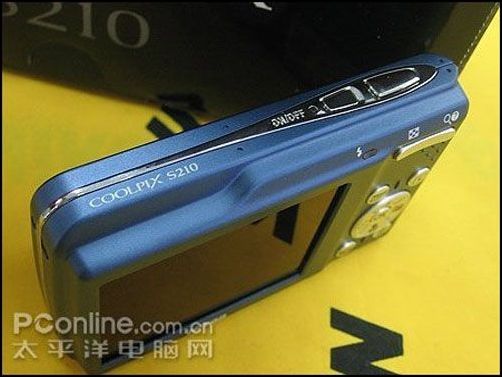 尼康 S210