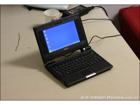 ˶ Eee PC 700