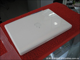 ƻ MacBook MC240CH/A