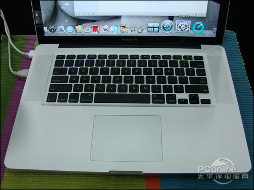 苹果MacBook Pro 17(MC226)MC226ZP/A