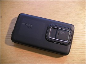 N900