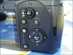 ʿ FinePix S205EXR