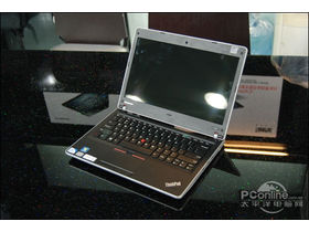 ThinkPad E30 019744C