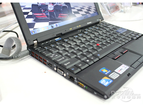 ThinkPad X201i 32493HCThinkPad X201i 3249J3C